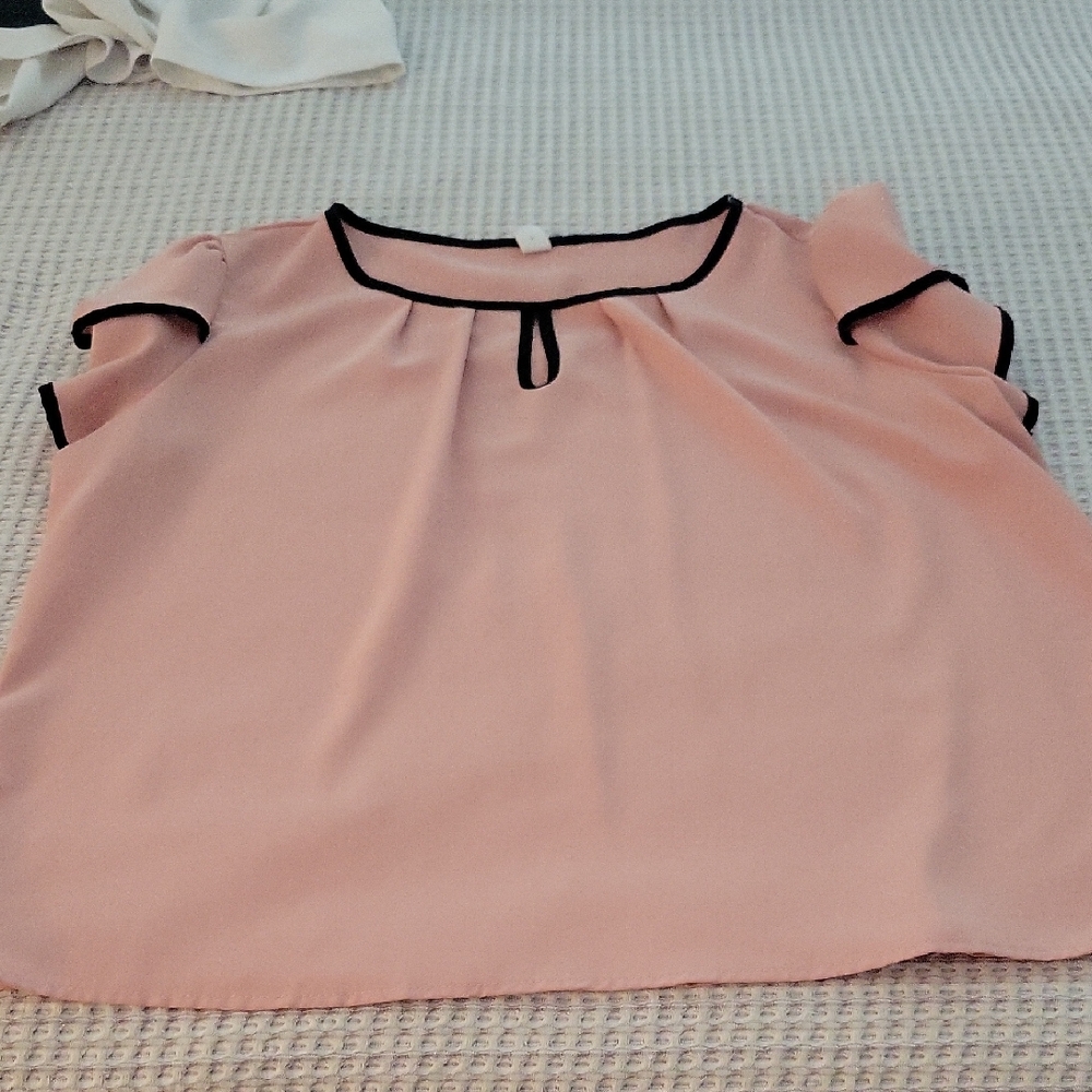 Chic Blush Women's Blouse with Black Trim